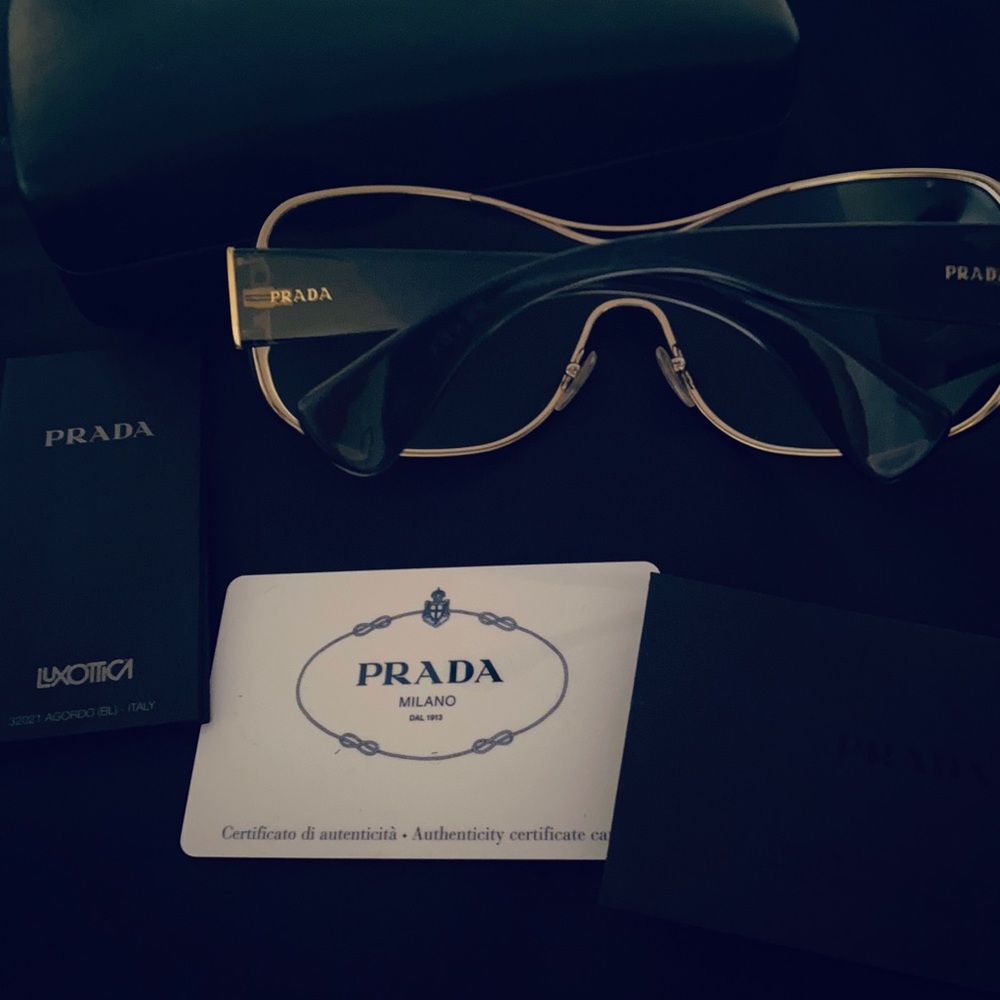 PRADA Sunglasses - Picture 5 of 8